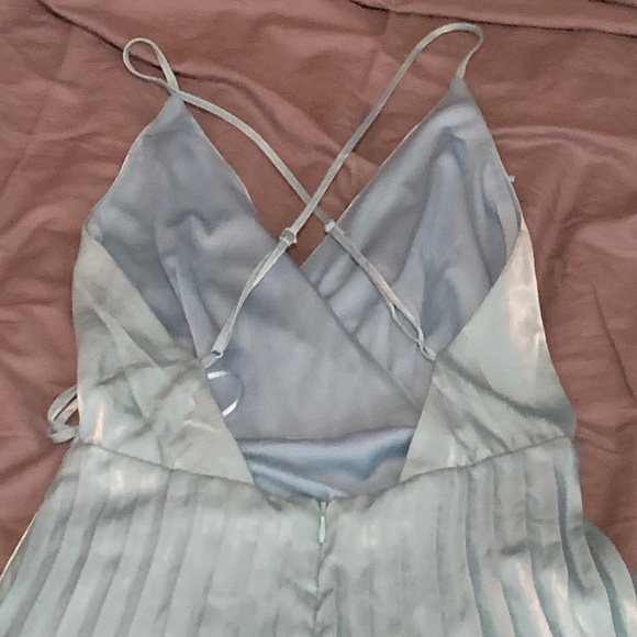 Gorgeous light blue cocktail dress - Picture 3 of 3